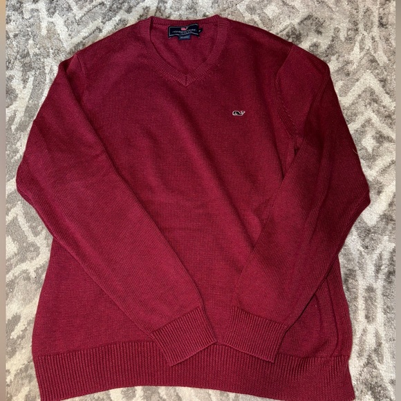 Vineyard Vines maroon sweater - Picture 1 of 3